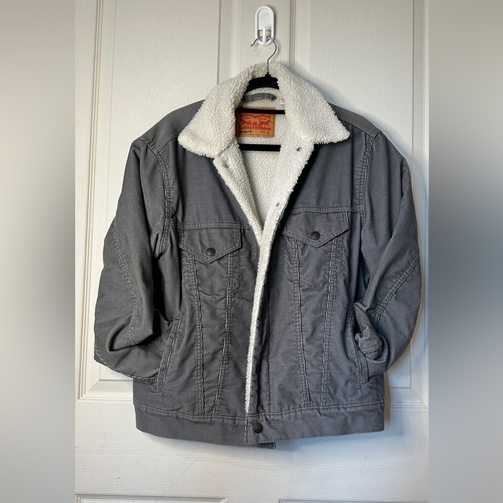 Men's Gray Levi’s Sherpa-Lined Jacket